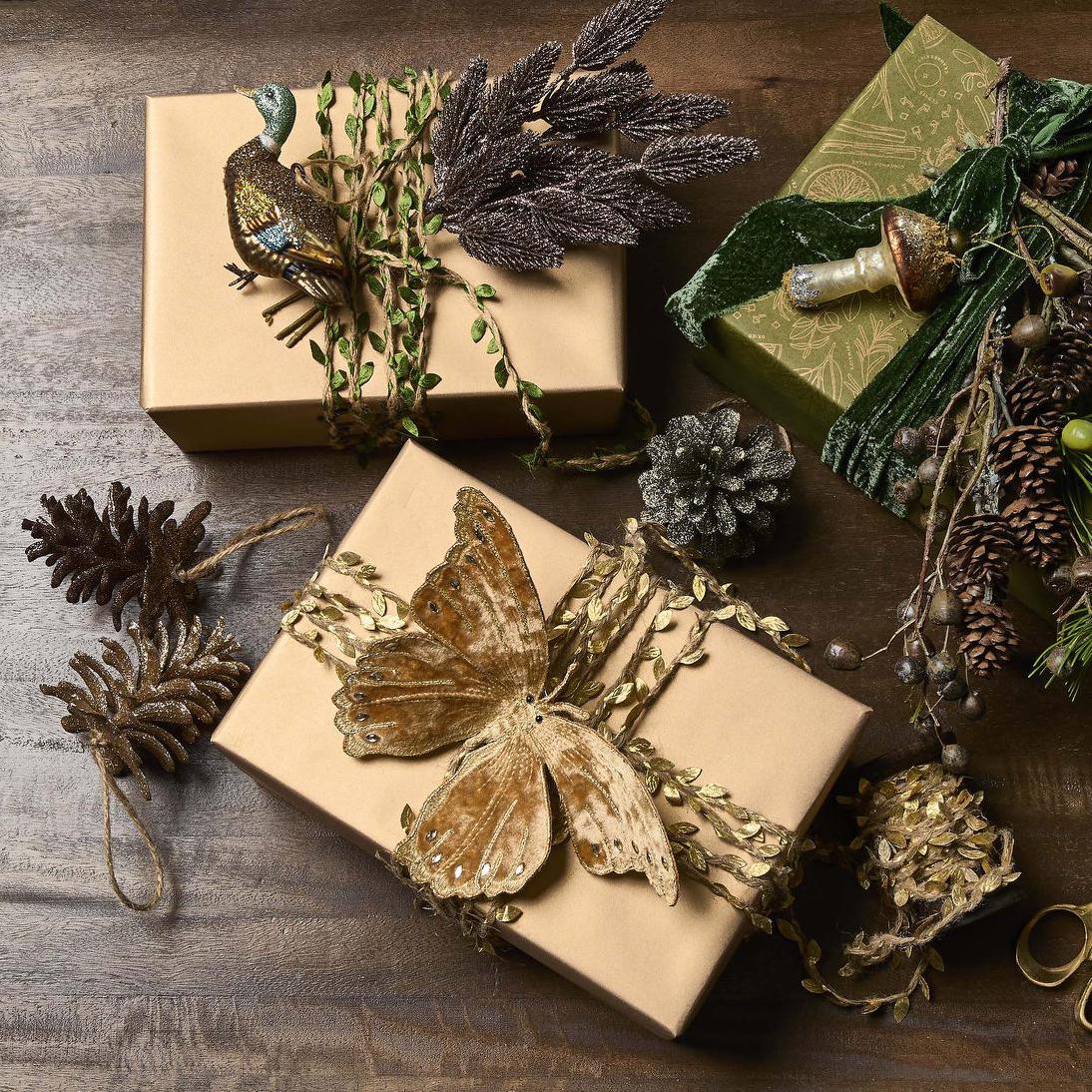 Mini Glitter Pine Bunch Olive Green 6 pcs