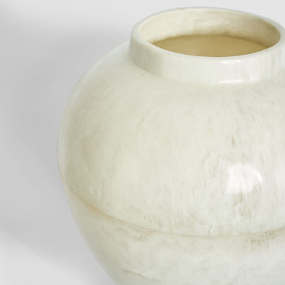 Gale Resin Vase White