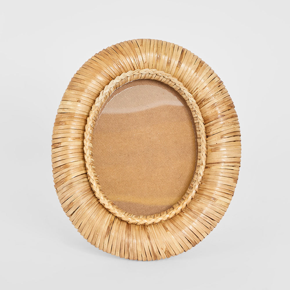 Casa 4 x 6 Rattan Oval Photo Frame Natural