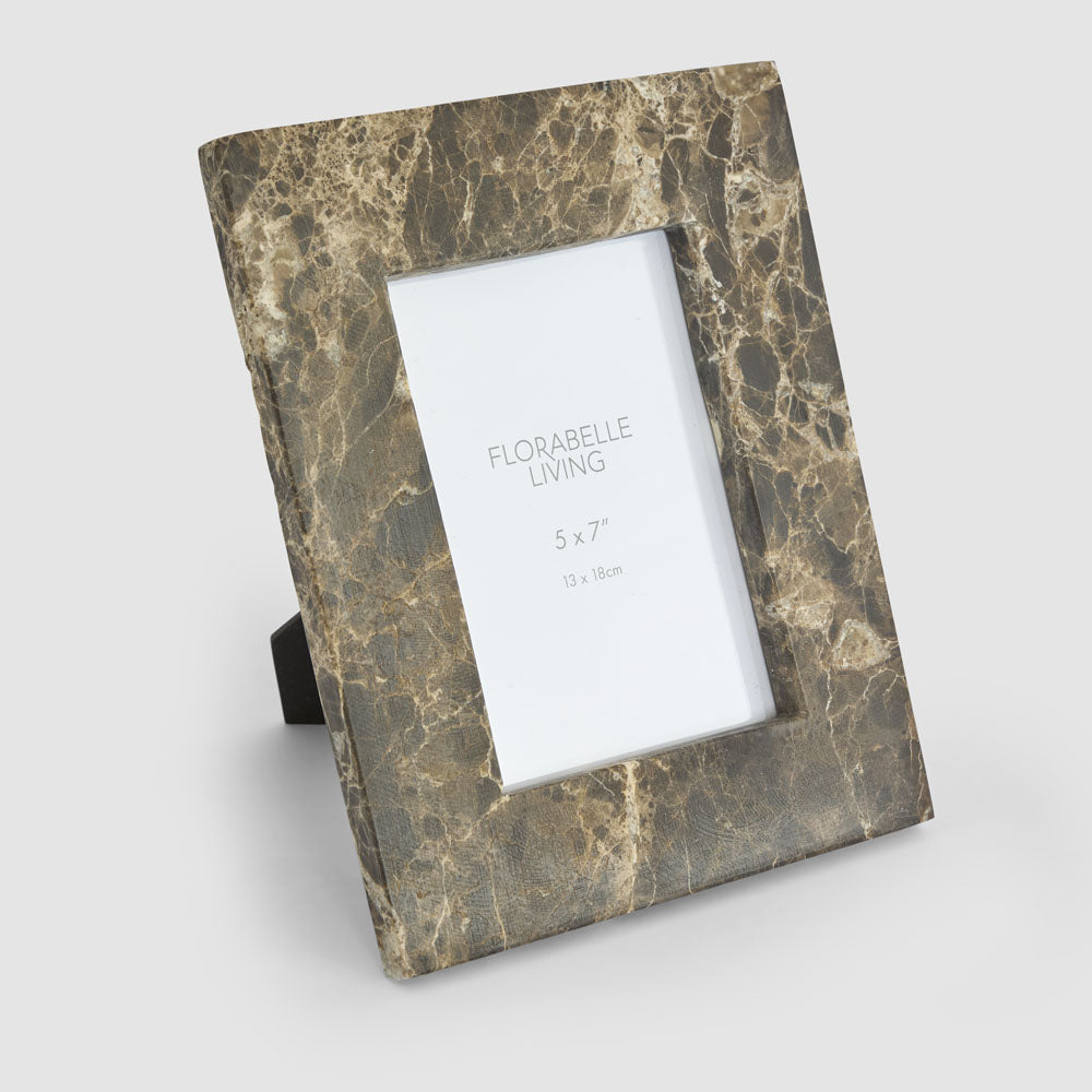 Oro Frame 5 x 7  Dark Emperador Marble
