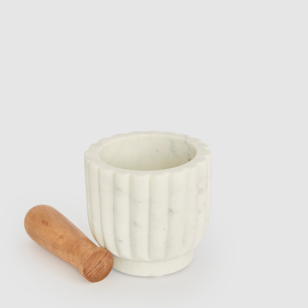 Roma Scalloped Mortar & Pestle Marble & Wood