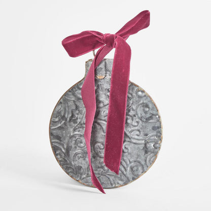 Embossed Bauble 3 pcs